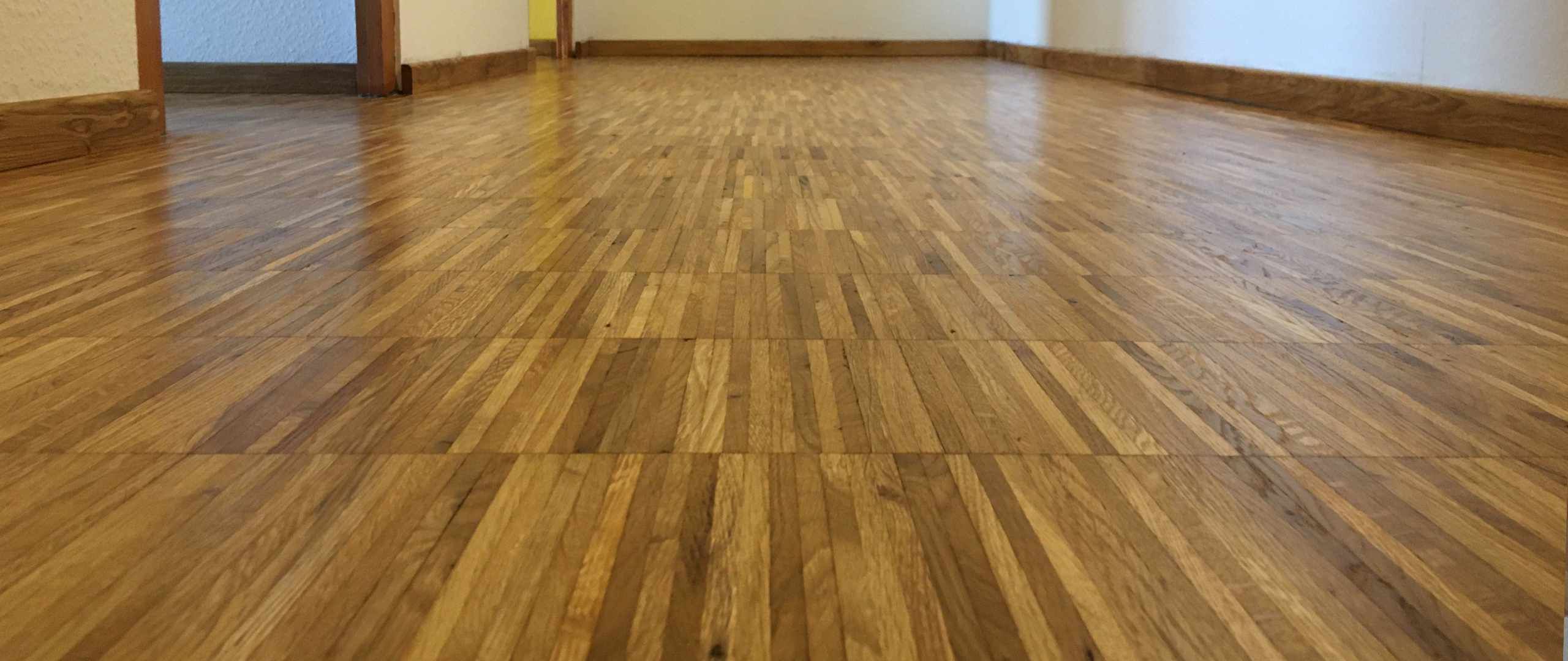 Parkett renovieren in Stuttgart-Süd, als auch in den dazugehörenden Stadtteilen Bopser, Lehen, Weinsteige, Karlshöhe, Heslach, Südheim und Kaltental. 