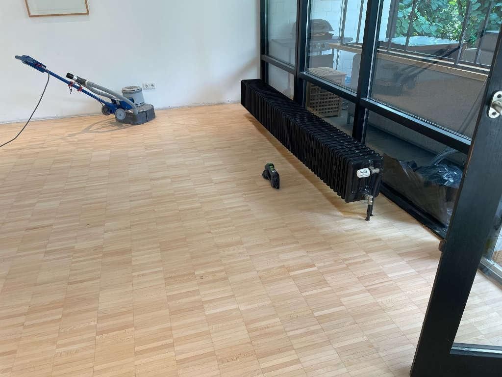 Parkettsanierung Lemgo preiswert günstig schleifen