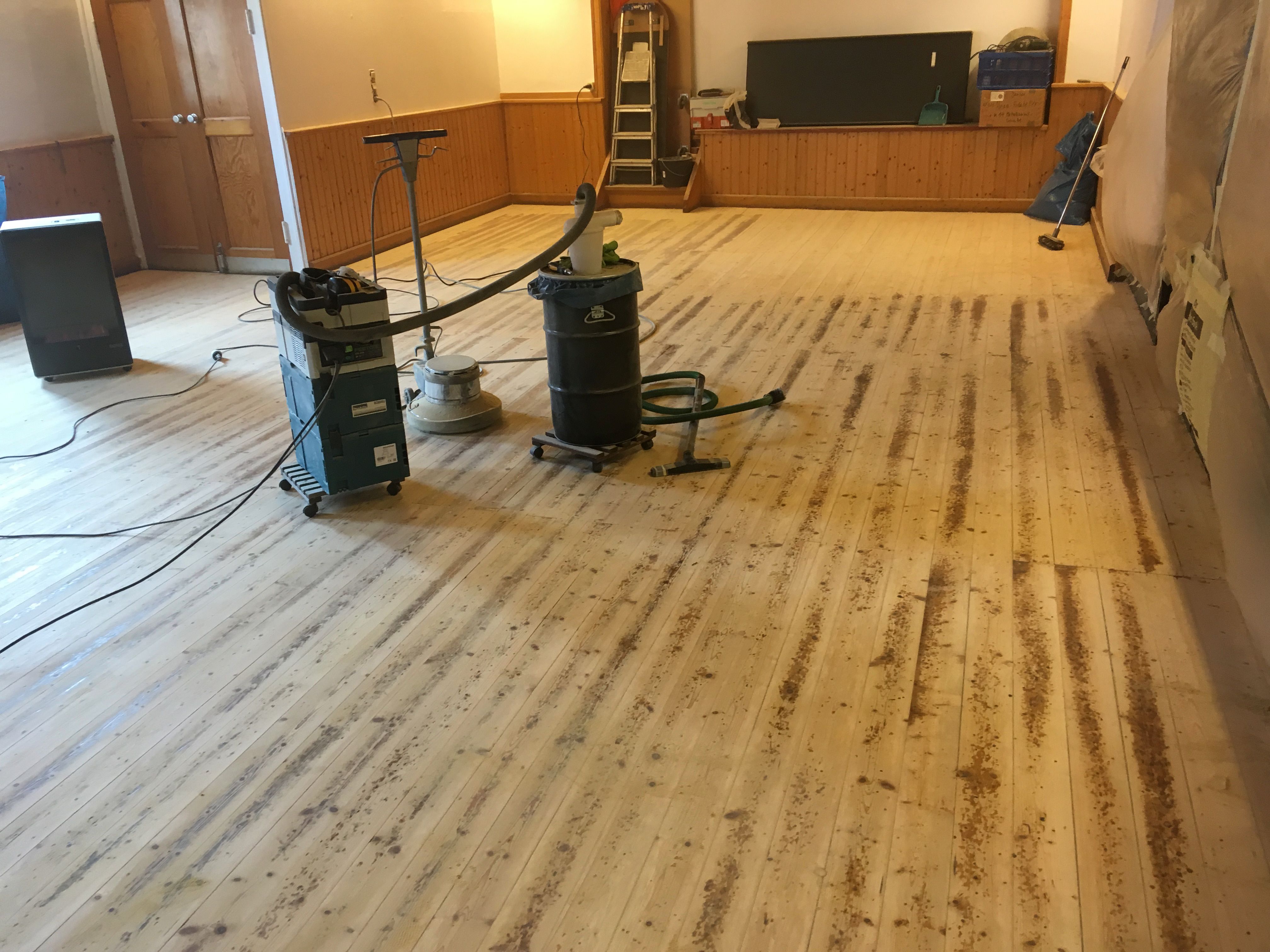 Dielenboden abschleifen Grobschliff
