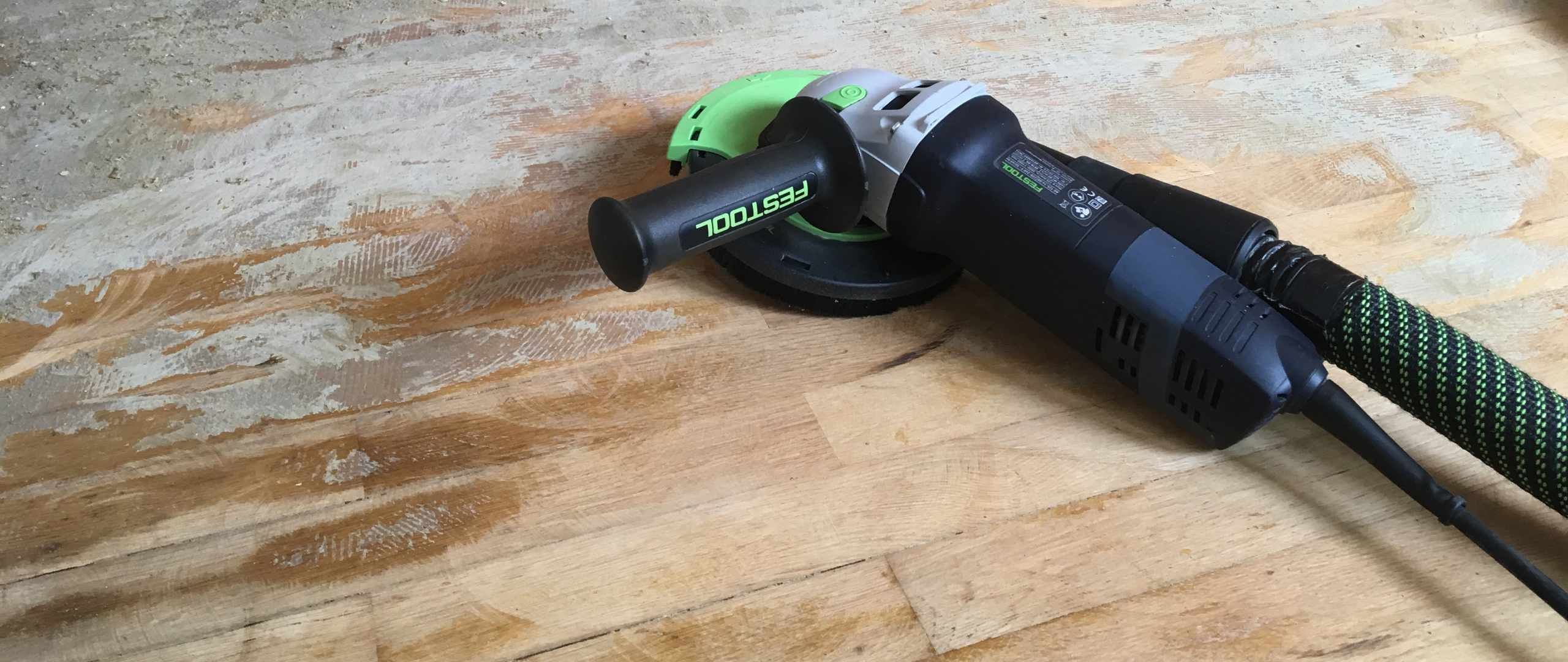 Parkettsanierung Kleberreste entfernen in Stuttgart-West, als auch in den dazugehörenden Stadtteilen Kräherwald, Hölderlinplatz, Rosenberg, Feuersee, Rotebühl, Vogelsang, Hasenberg, Wildpark und Solitude.