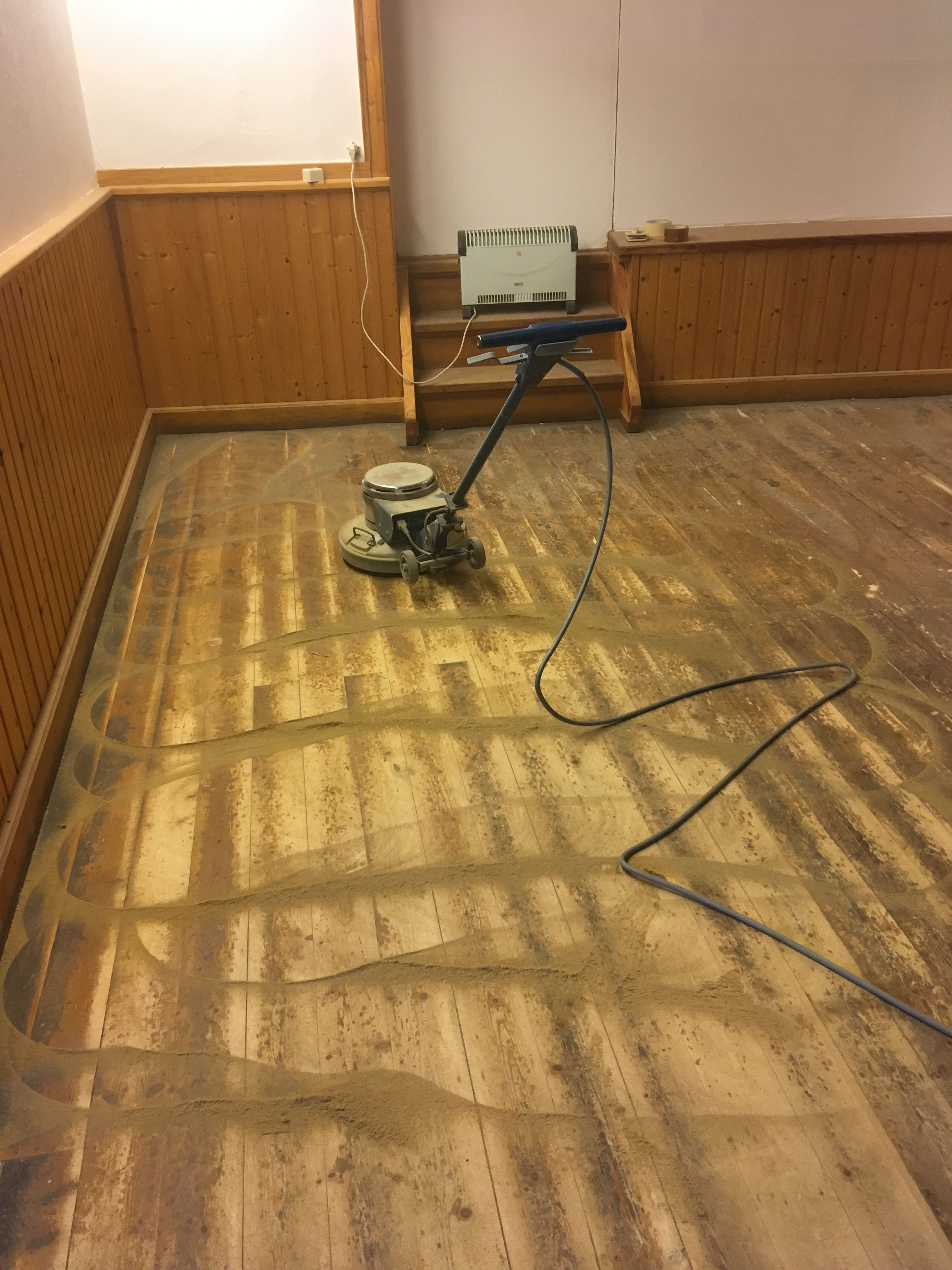 Dielenboden fräsen mit Frästeller