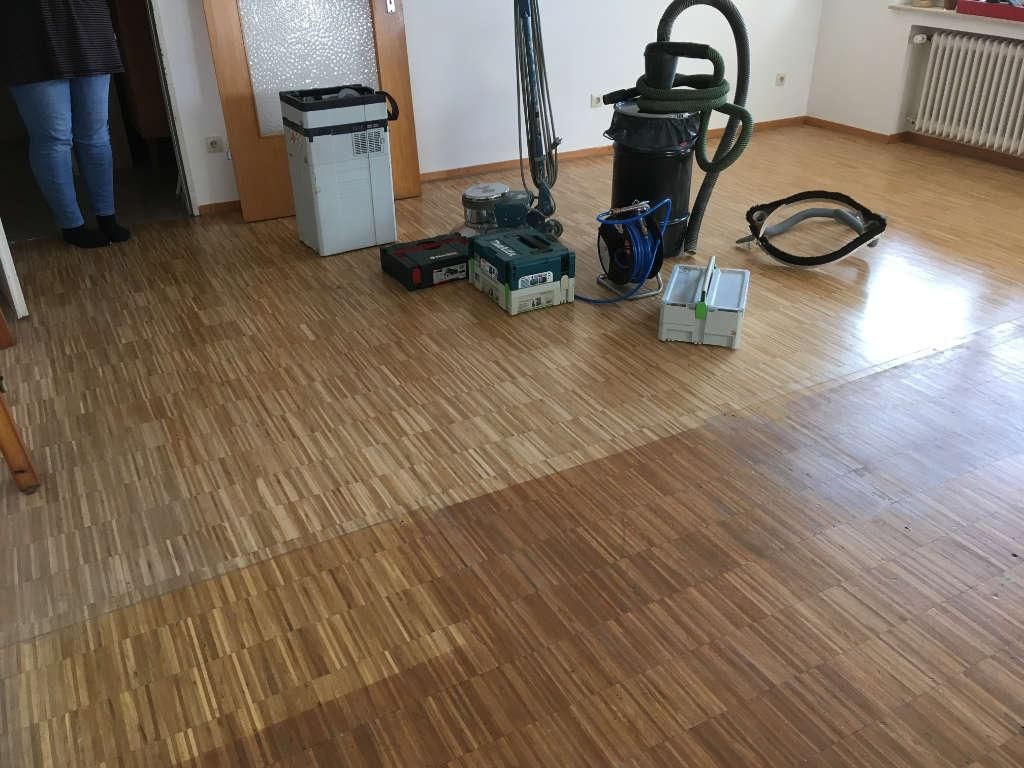 Industrieparkett in Göppingen vor der Renovierung