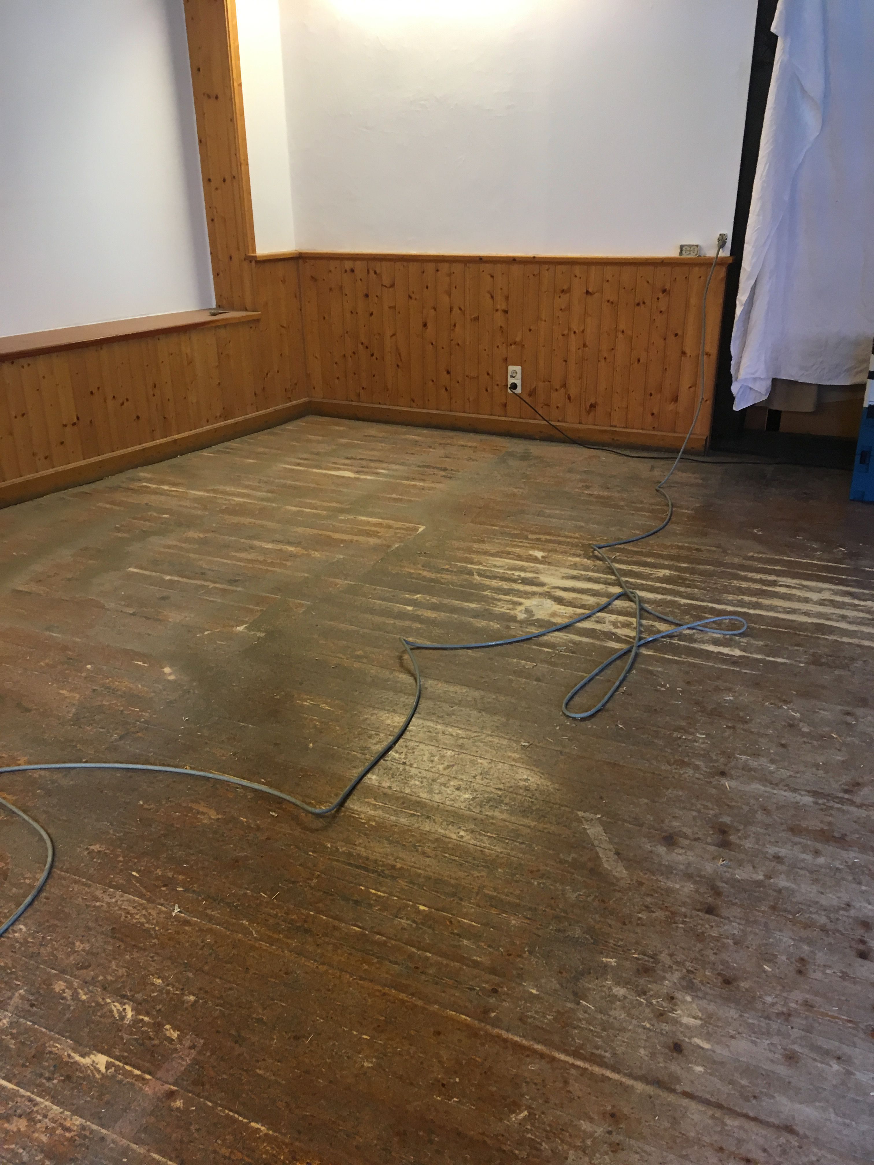 Dielenboden planfräsen mit Frästeller